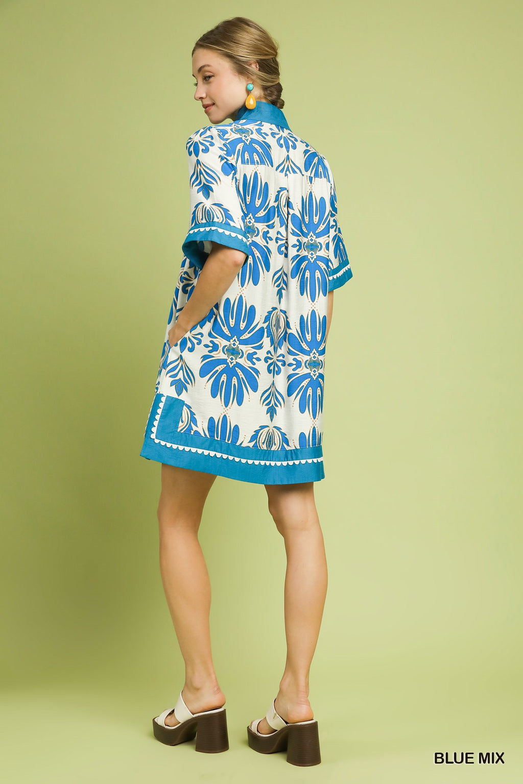 Mix Border Print Dress w/ Contrast Trim