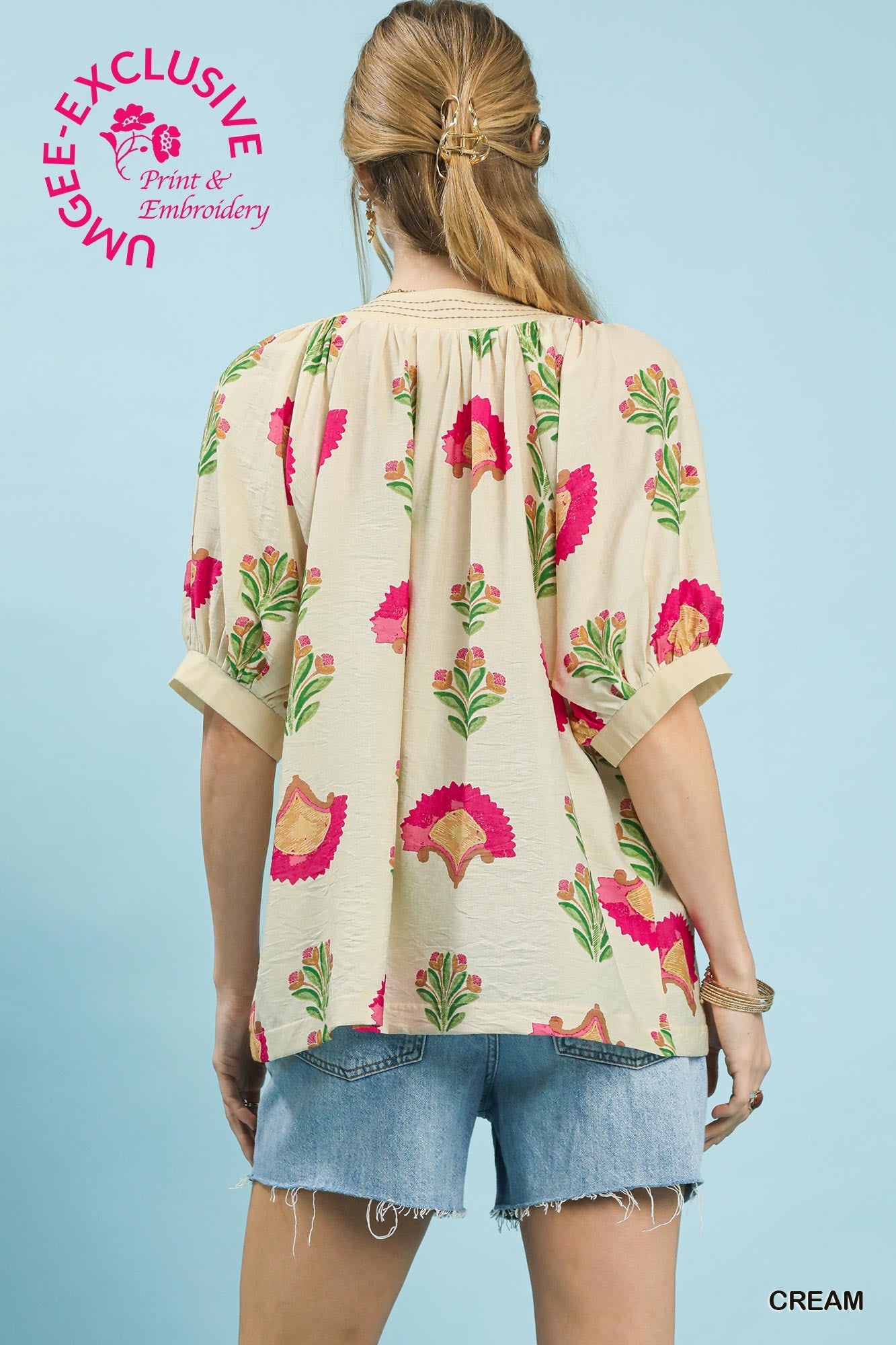Abstract Print Contrast Stitch Top
