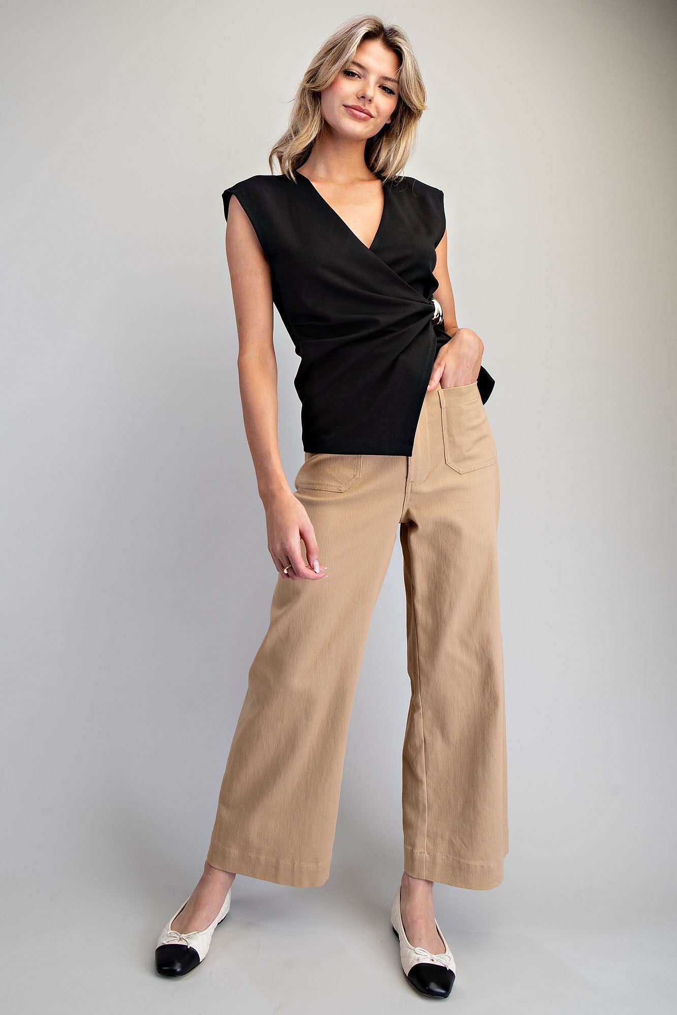 Modern Muse Wide-Leg Pants