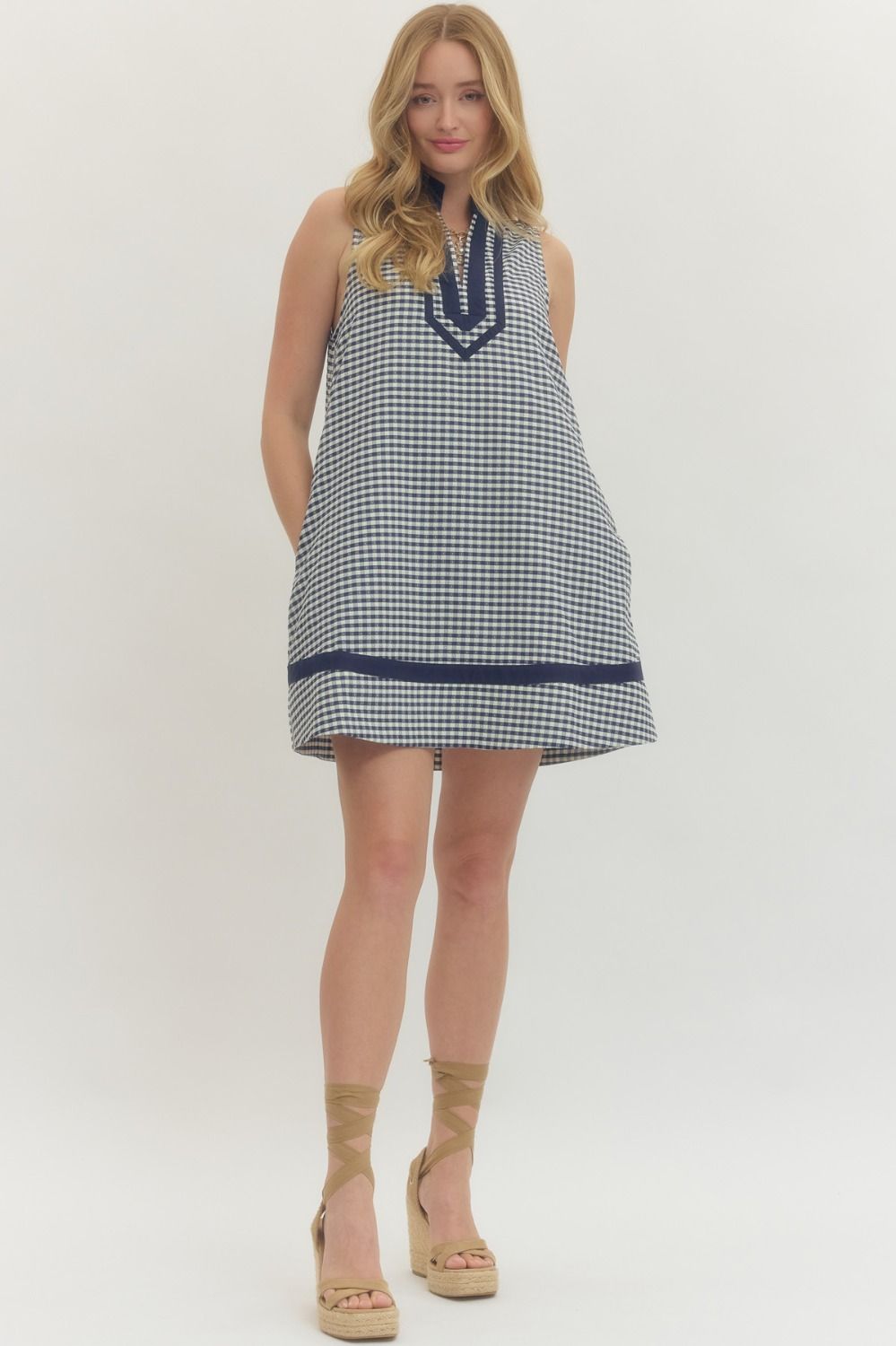 Classic Charm Gingham Shift Dress (Plus)