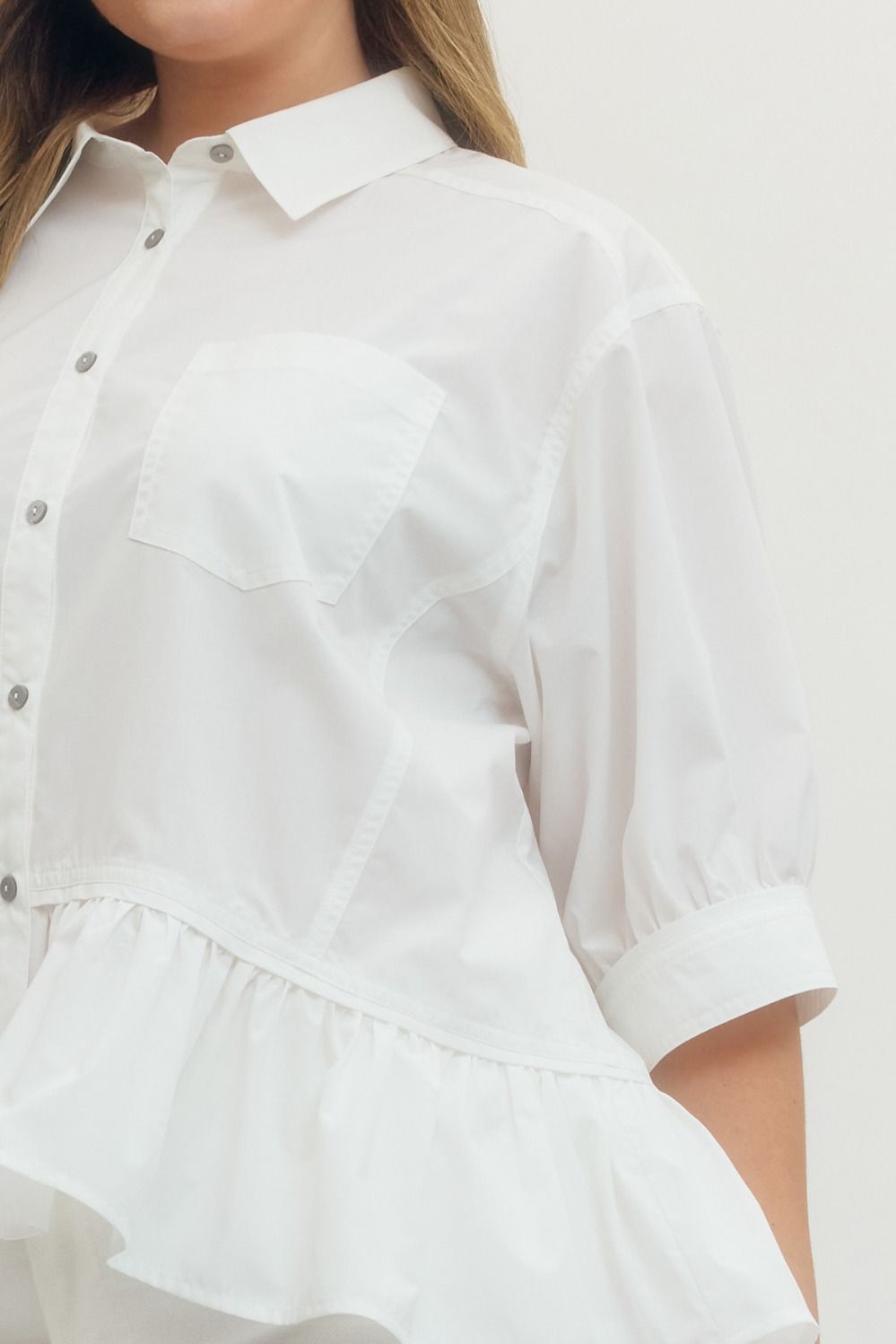 Chic Ruffle Hem Button-Up Blouse (Plus)
