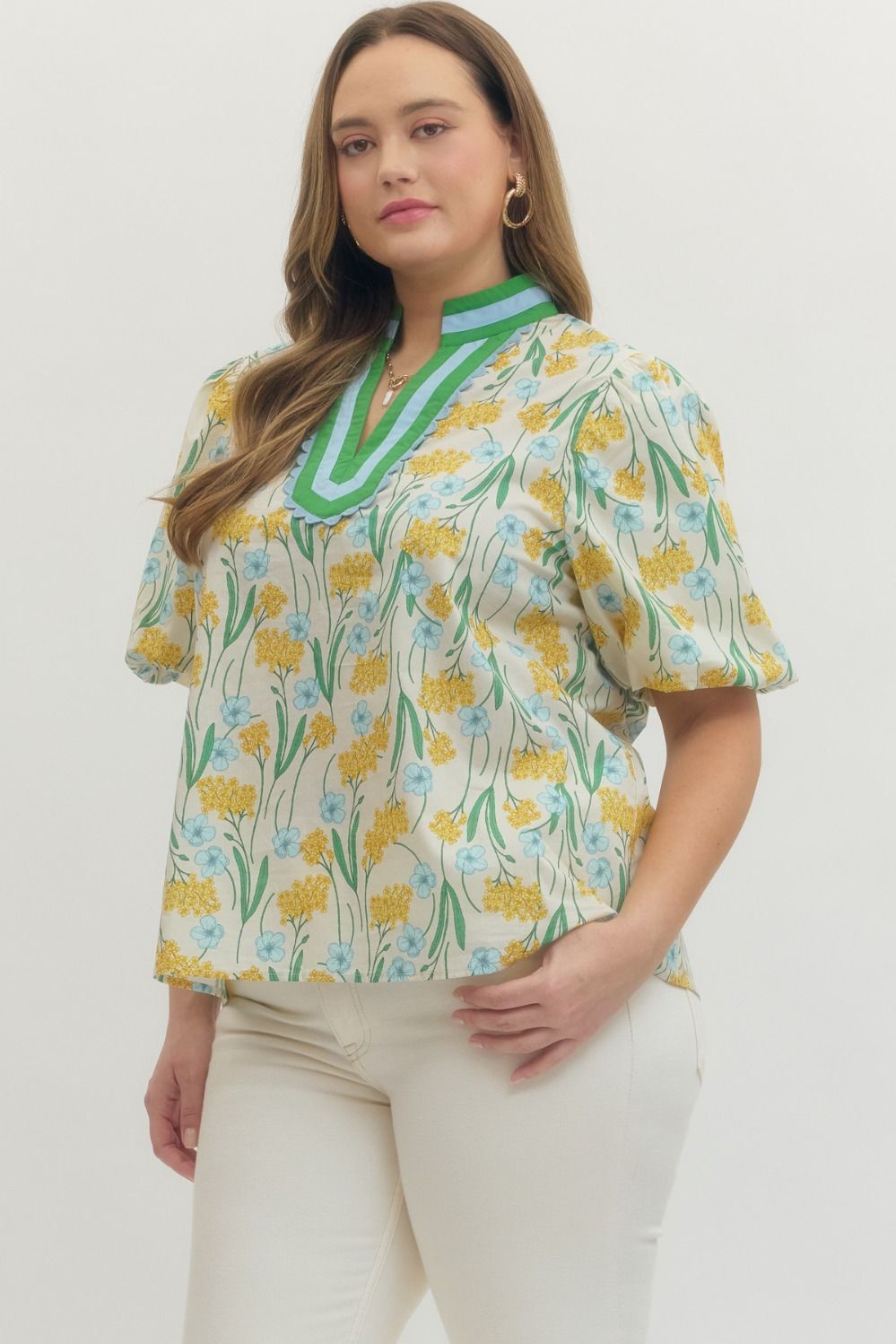 Blooming Garden Contrast Trim Top (Plus)